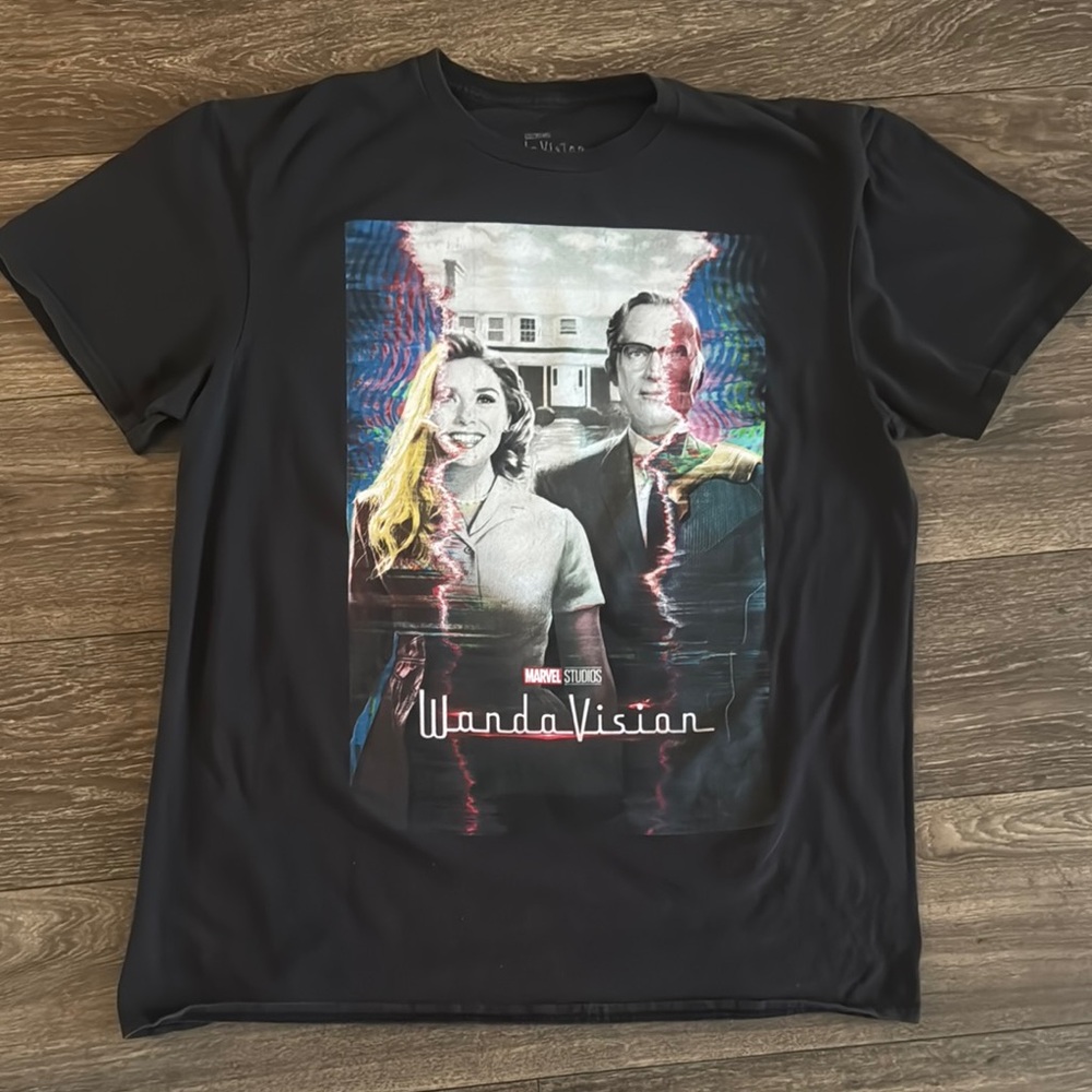 Hot Topic Black Graphic Short Sleeve Tee